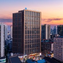 欢漫酒店(长沙五一广场湘雅附二店)