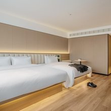 里白酒店(华阳极地海洋公园店)