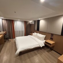 索菲大酒店(那曲拉萨北路店)