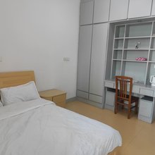 鸿福满住民宿(温州吾悦广场店)