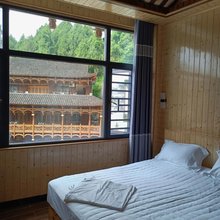 半闲山居民宿