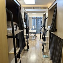 少年游青年空间(杭州东站店)