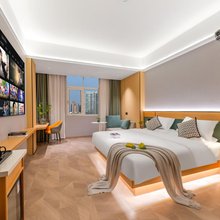 美达智慧酒店(兴盛大桥大理高铁站店)