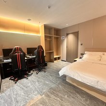 大风车电竞民宿(紫荆山公园店)