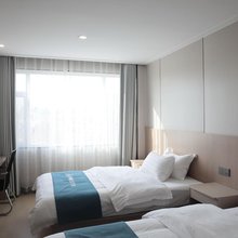 如家—UP华驿智旅酒店(泰安东平接山店)