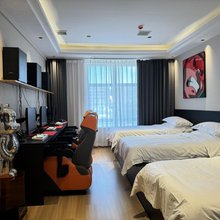 怪兽电竞酒店