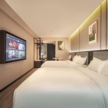 栖予酒店(成都武侯红牌楼地铁站店)