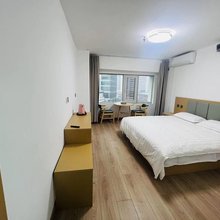 河贸民宿