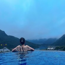 优巢|Sunshine秘境疗愈|雪山观景温泉酒店(海螺沟冰川森林公园店)