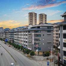 万象印悦酒店(凤山总店)