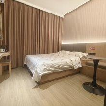 速8酒店(北京南锣鼓巷北新桥地铁站店)