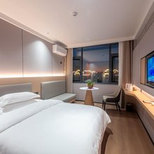 锦洲酒店(婺源北站景观桥店)