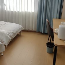 拉萨尚品酒店(德庆区人民医院店)