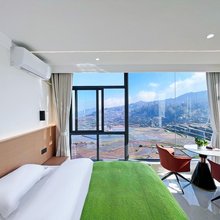 元阳阿者科彩色梯田景观民宿(四素台店)