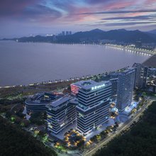 华发·华府服务公寓(珠海情侣北路中山大学店)