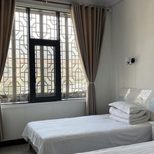 信阳枫叶宾馆(鸡公山景区店)