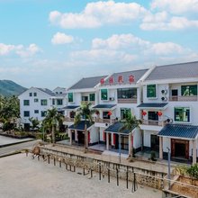 三亚格林民宿(南山寺南山北站店)