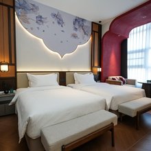 弘棠酒店(郑州高新区万达广场店)