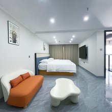 海口路美度假公寓(会展中心新海港店)
