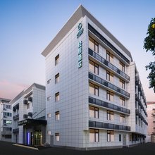 杭州武林广场文三路轻居酒店