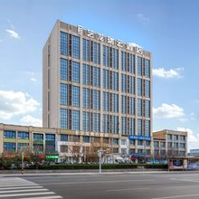 艺龙瑞云酒店(天津武清大光明中心店)