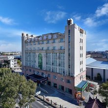 来仪商务酒店(上海滴水湖临港南芦公路店)