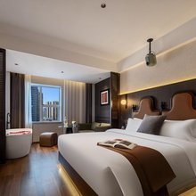 乐致L+酒店(开福寺地铁站店)