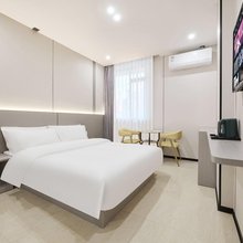 厦门柏悦轻奢美宿(同安影视城厦门东海职业技术学院店)