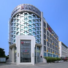 柏曼酒店(武汉沌口体育中心店)