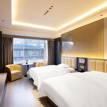德钦圣地佳源大酒店