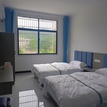 小镇农家民宿(桃花冲国际滑雪场店)