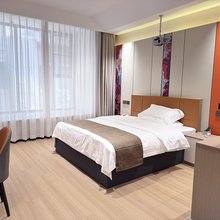 高安荣豪旅馆(中汽大道店)