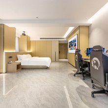 中昌电竞酒店(成都西站青羊万达店)