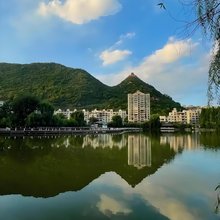 湖边民宿