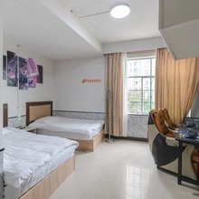 怀缘电竞宾馆