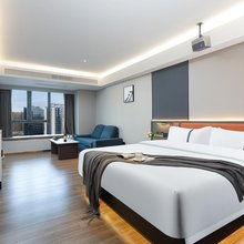 非凡影院酒店(长沙洋湖湿地地铁站宜家荟聚店)