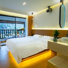 西江千户苗寨山涧小楼客栈(一号风雨桥店)