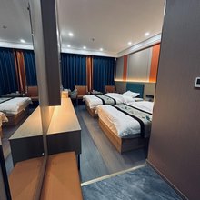 杂多澜沧江酒店