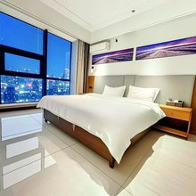 天悦观影民宿(正阳路天盛温泉店)