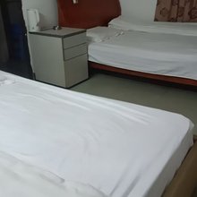 鸿富公寓住宿