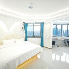全全江景民宿·RiverView丨高空江景·影音轻居(解放碑洪崖洞店)
