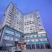 璞宸酒店(成都新都西南石油大学店)