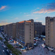 维也纳酒店(电子科技大学成都学院百草路地铁站店)