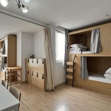 背包客青年美宿(三阳广场地铁站店)