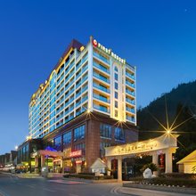 花水湾第一村温泉大酒店