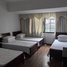 满堂红商行民宿