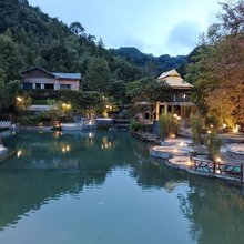 南昆山东峻五养谷酒店(丹枫寨店)