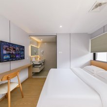 月下荷塘宾馆(舟山甬东路店)
