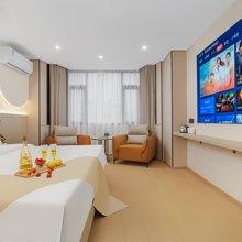 轻住.璞居酒店(南昌八一广场火车站店)