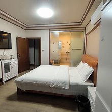 瓮安单身公寓(龙坑公园店)